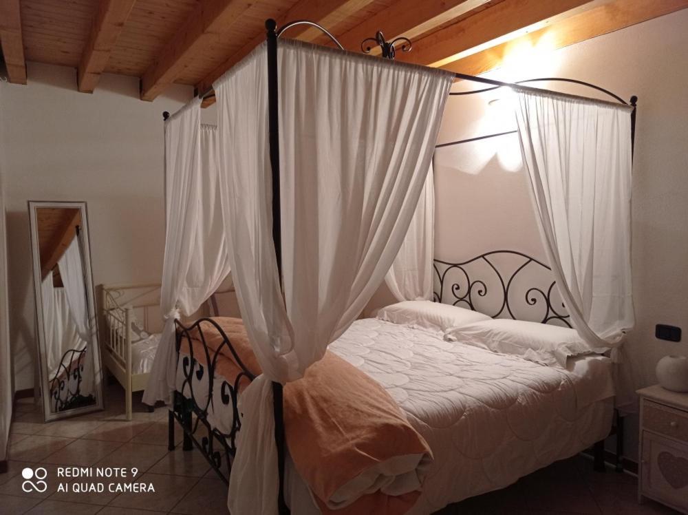 Casa Delle Api Apartment Pisogne Luaran gambar